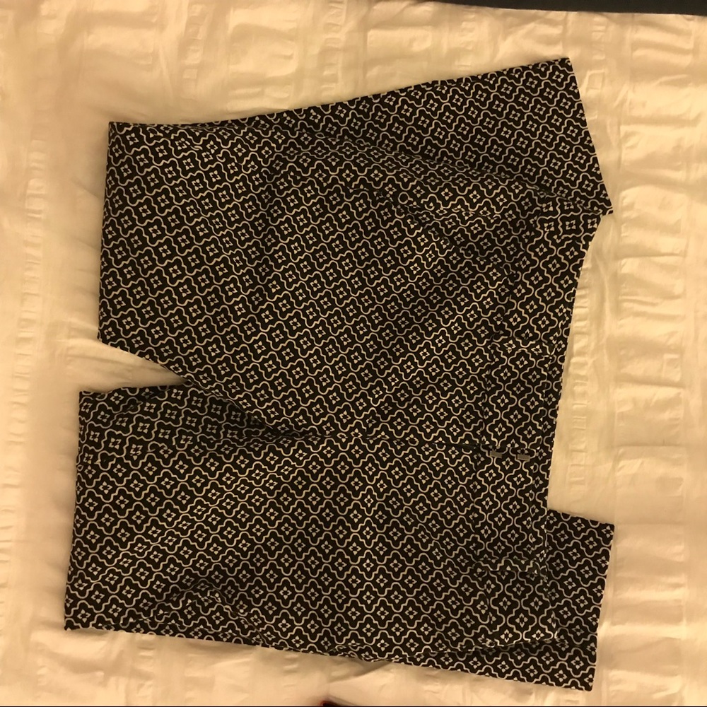 LOFT Skinny stretch Pants Black and Beige Marisa